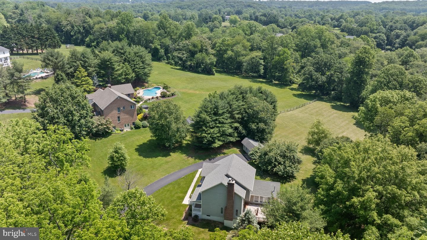 3226 Hayloft Court photo 75