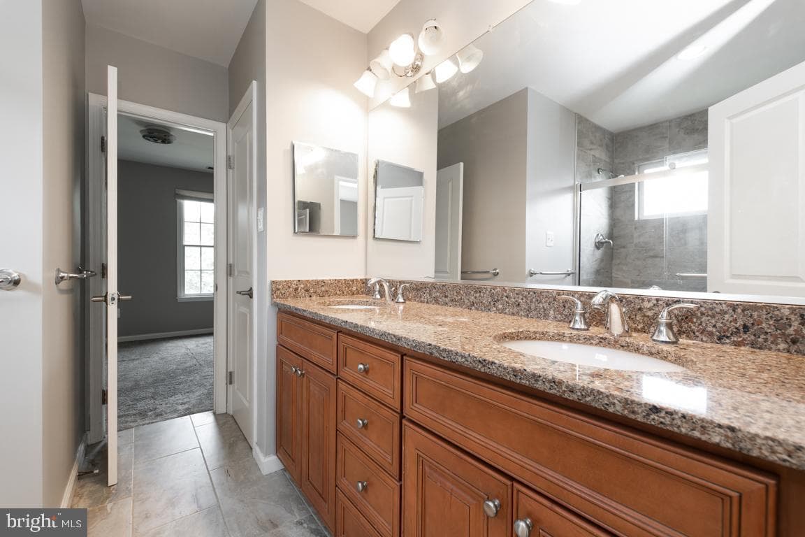 2906 Mount Snow Court photo 24