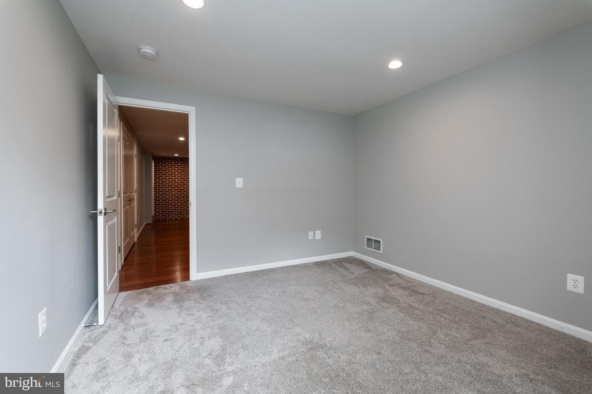 2906 Mount Snow Court photo 37
