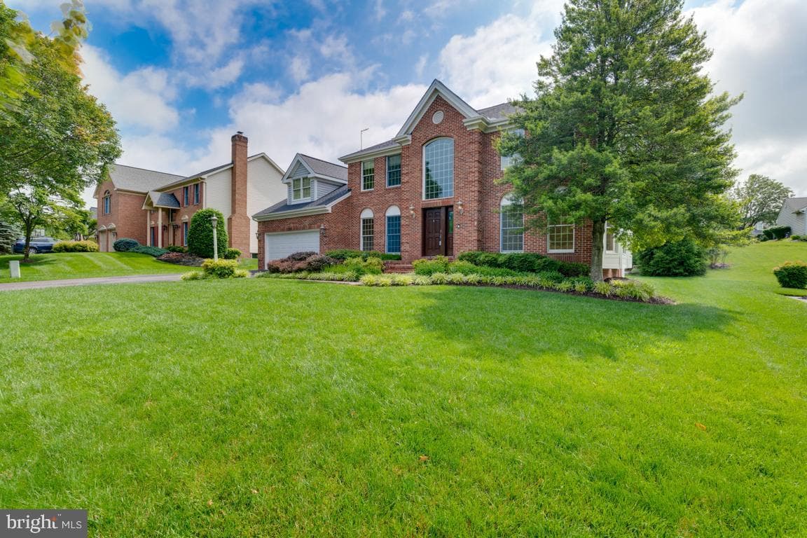2906 Mount Snow Court photo 4