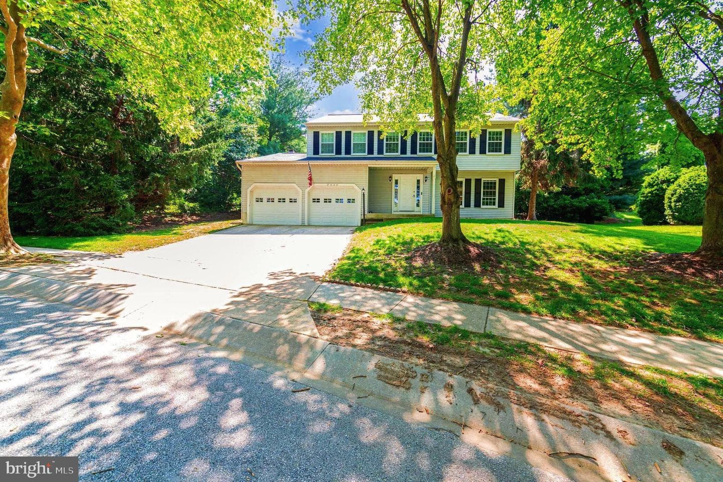 8608 Goldenstraw Lane