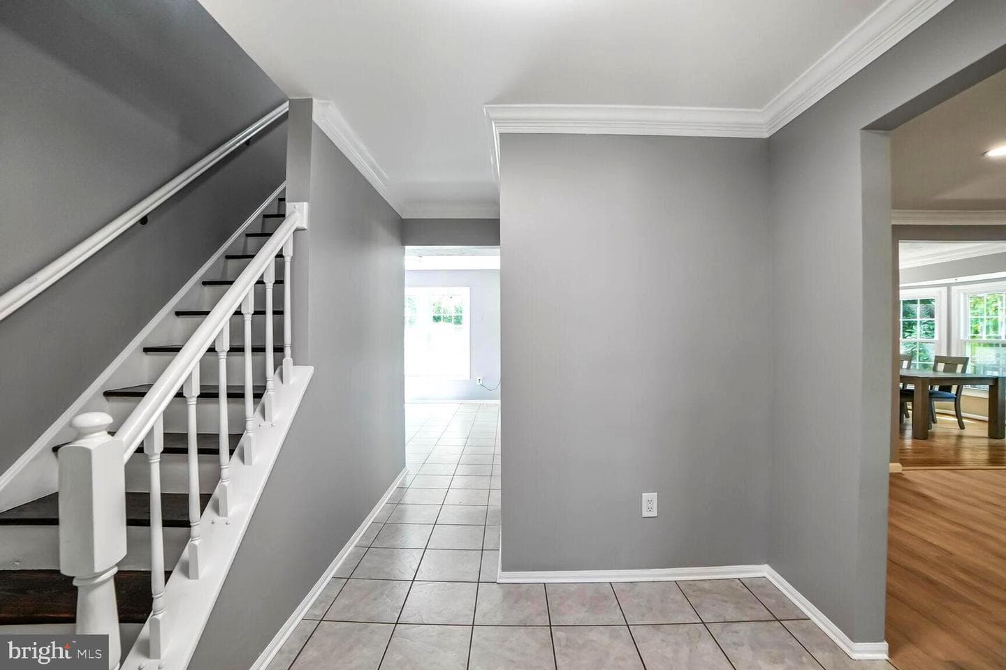 8608 Goldenstraw Lane photo 10