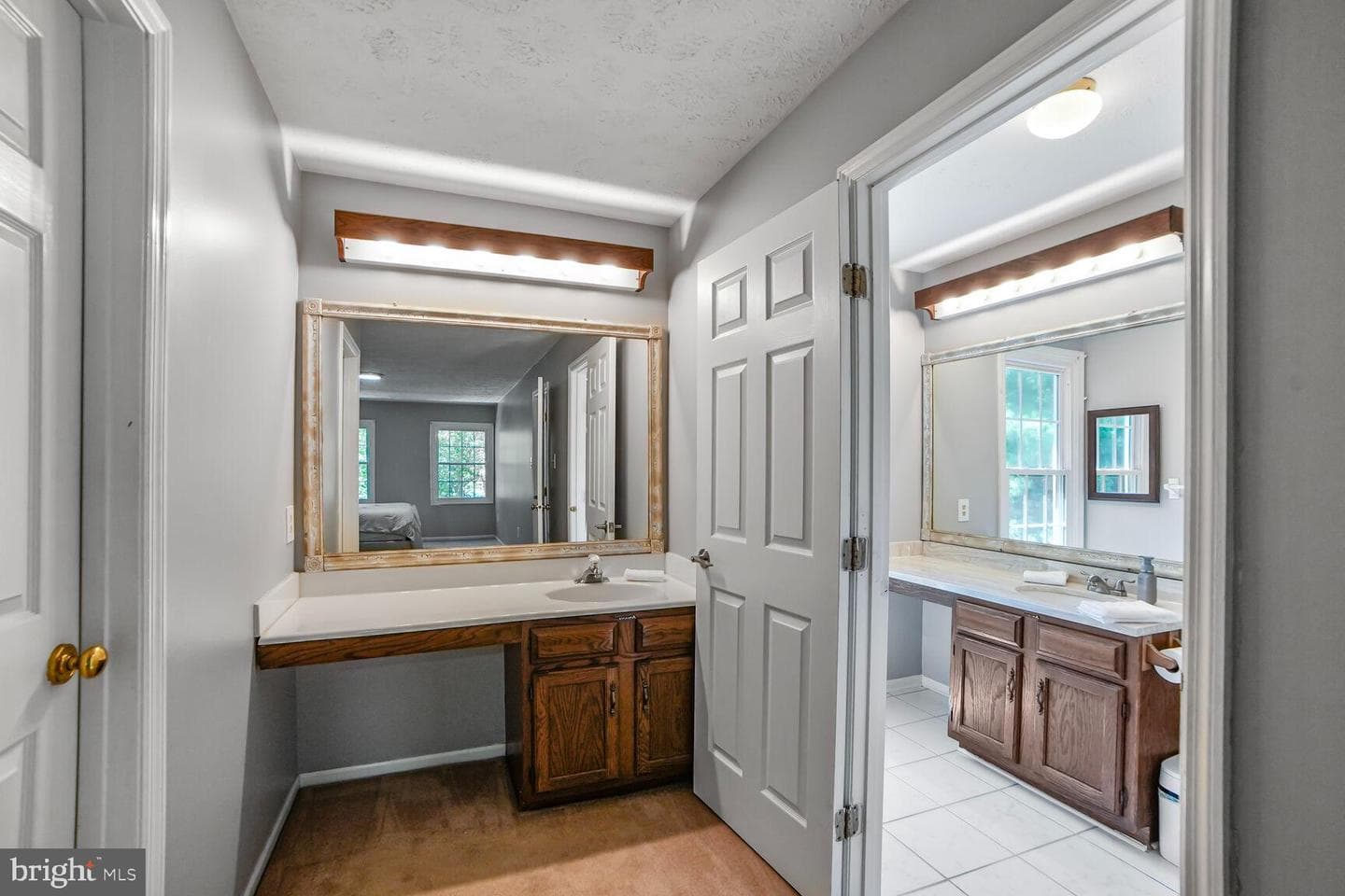 8608 Goldenstraw Lane photo 12