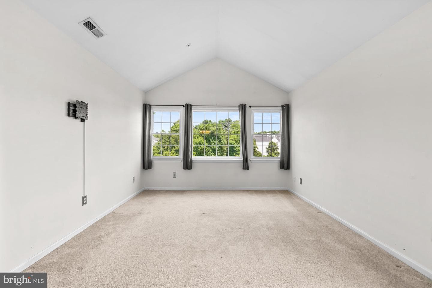 8561 Falls Run Road #k photo 16