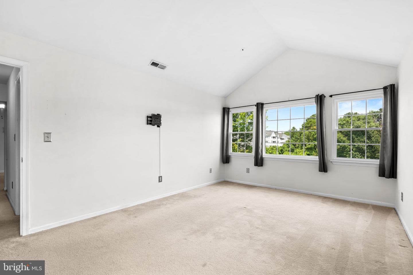 8561 Falls Run Road #k photo 17