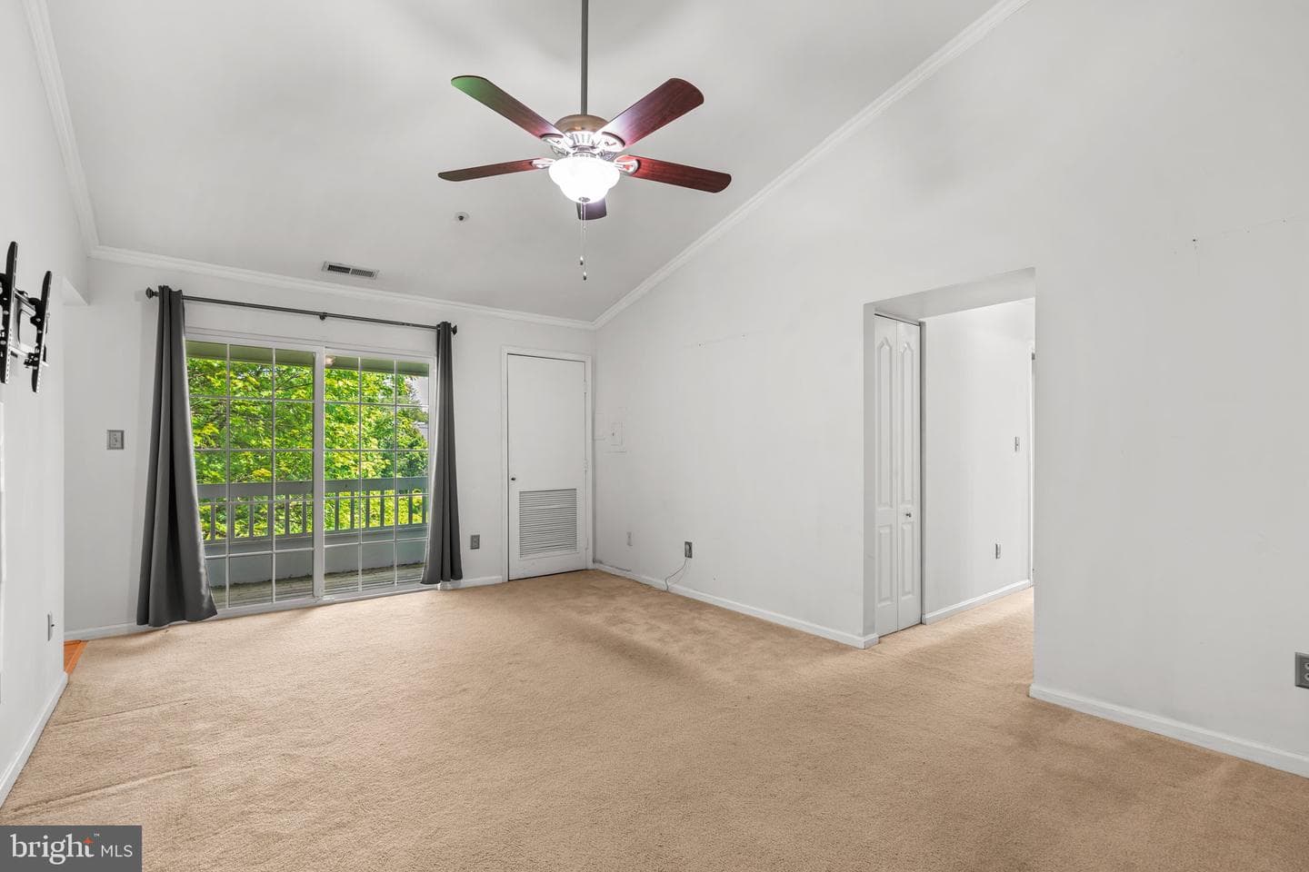 8561 Falls Run Road #k photo 5