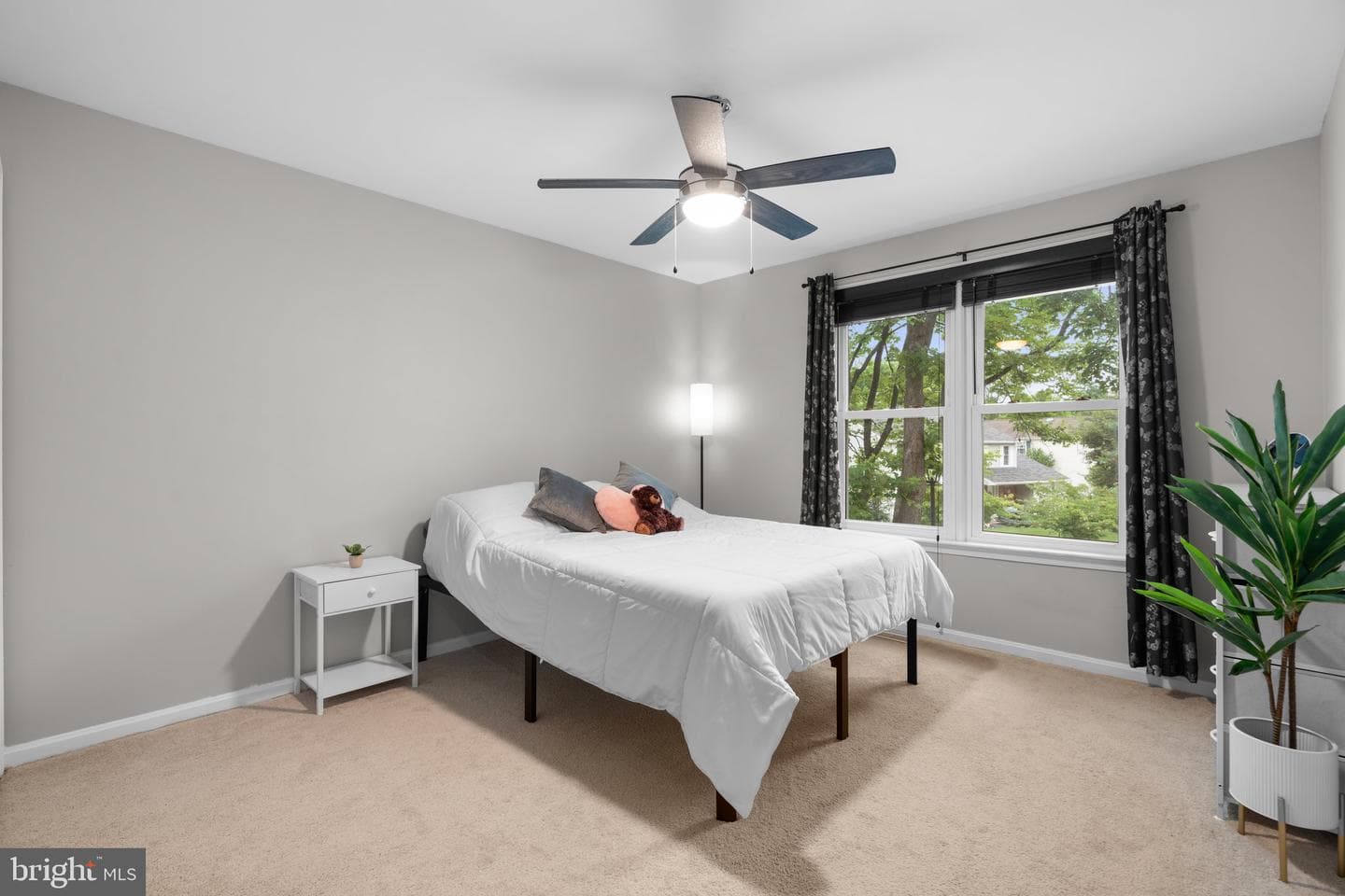 6221 Light Point Place photo 18