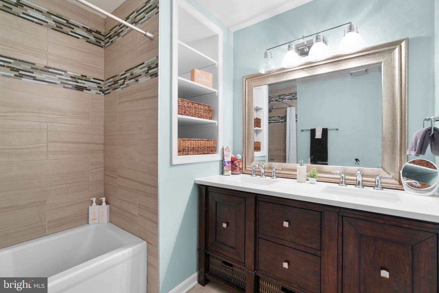 6221 Light Point Place photo 20