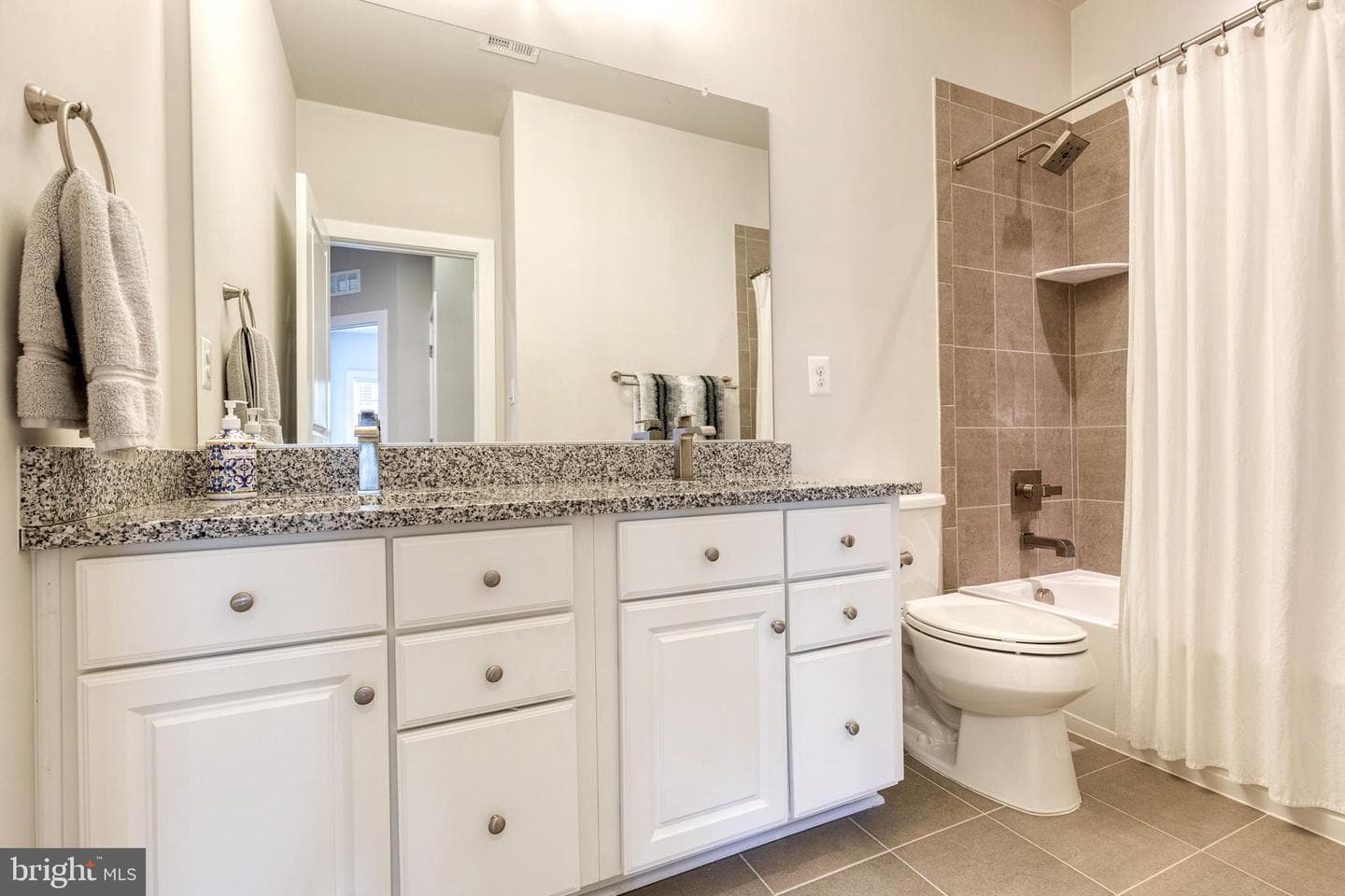 6006 Charles Crossing photo 35