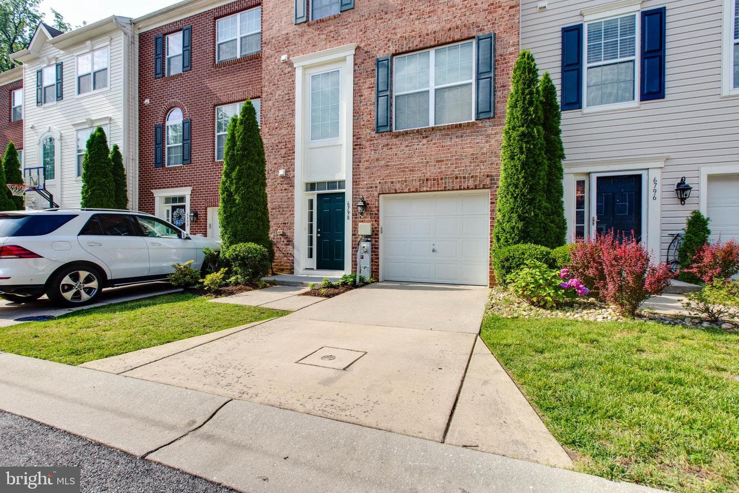 6798 Green Mill Way photo 2