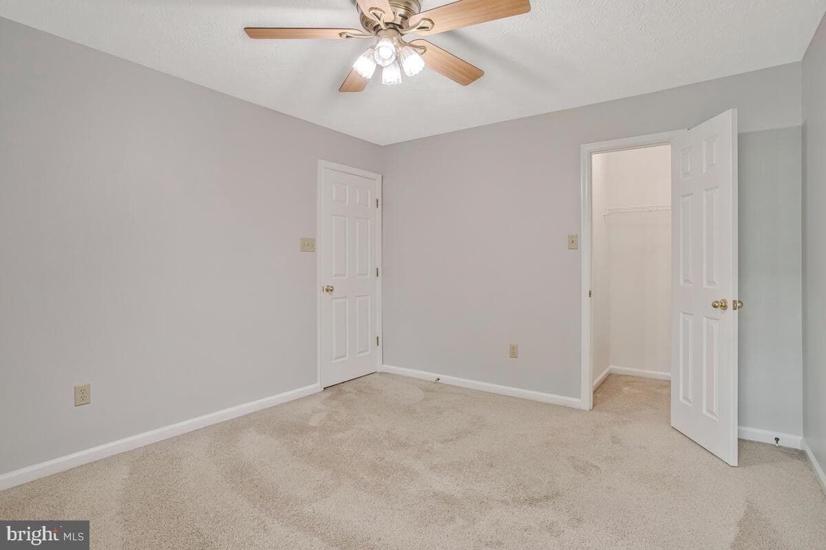 6483 Sedgwick Street photo 28