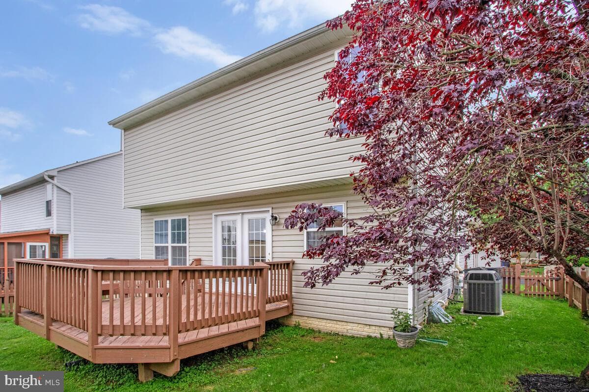6483 Sedgwick Street photo 40