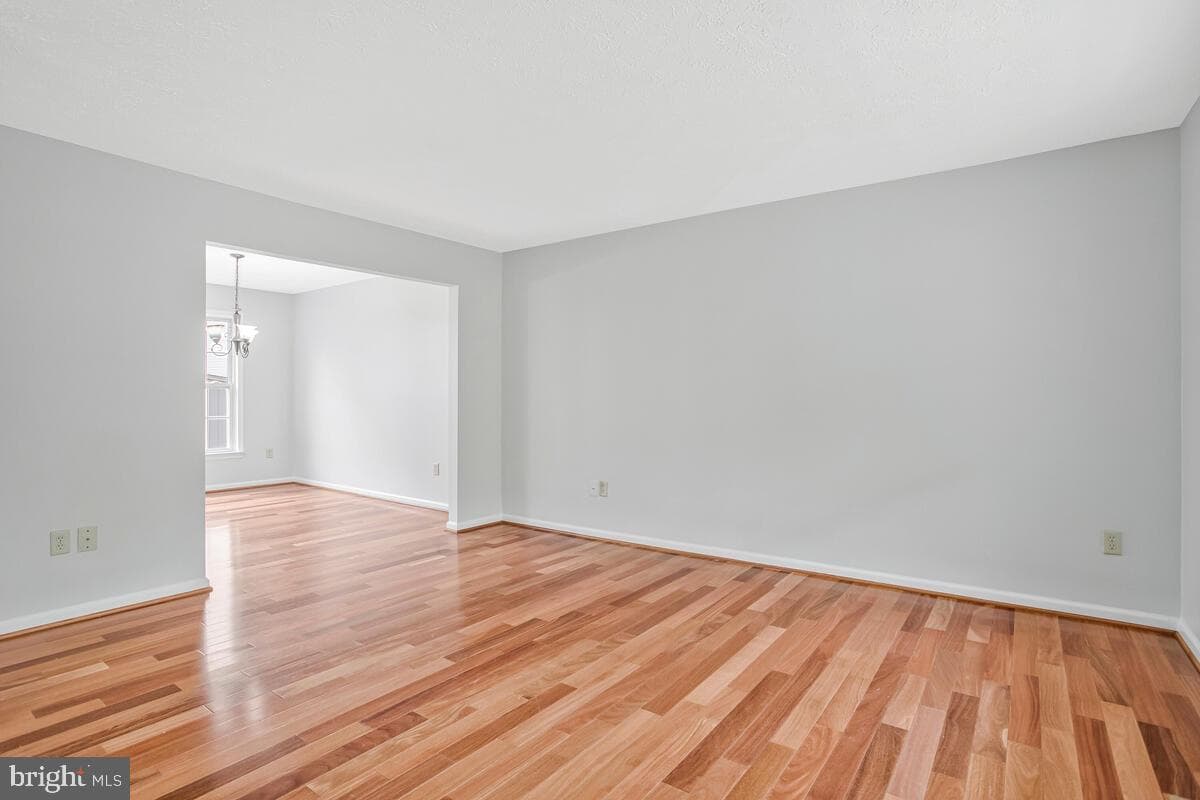 6483 Sedgwick Street photo 6