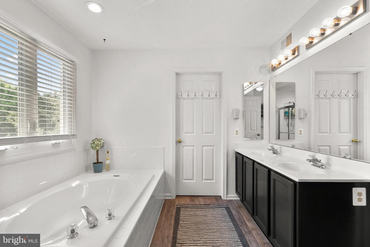 8112 Elsies Way photo 20
