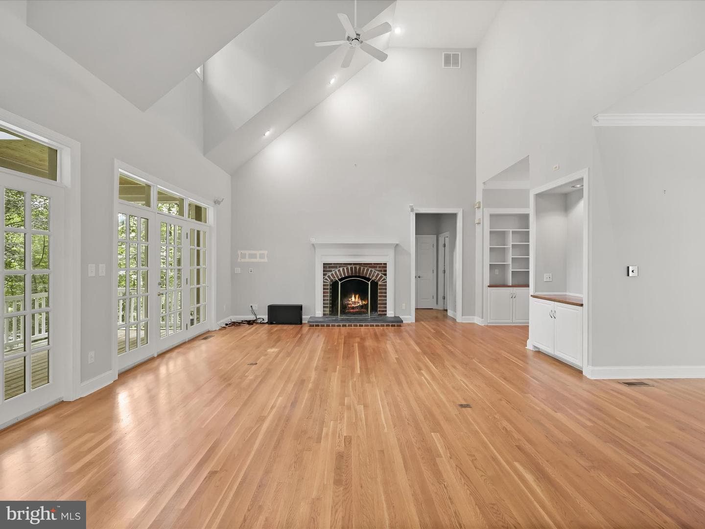 3633 Cameron Court photo 23