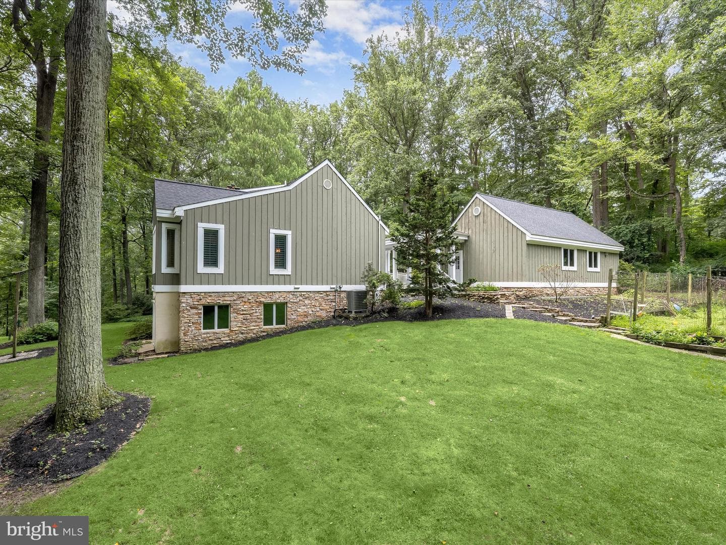 3633 Cameron Court photo 95