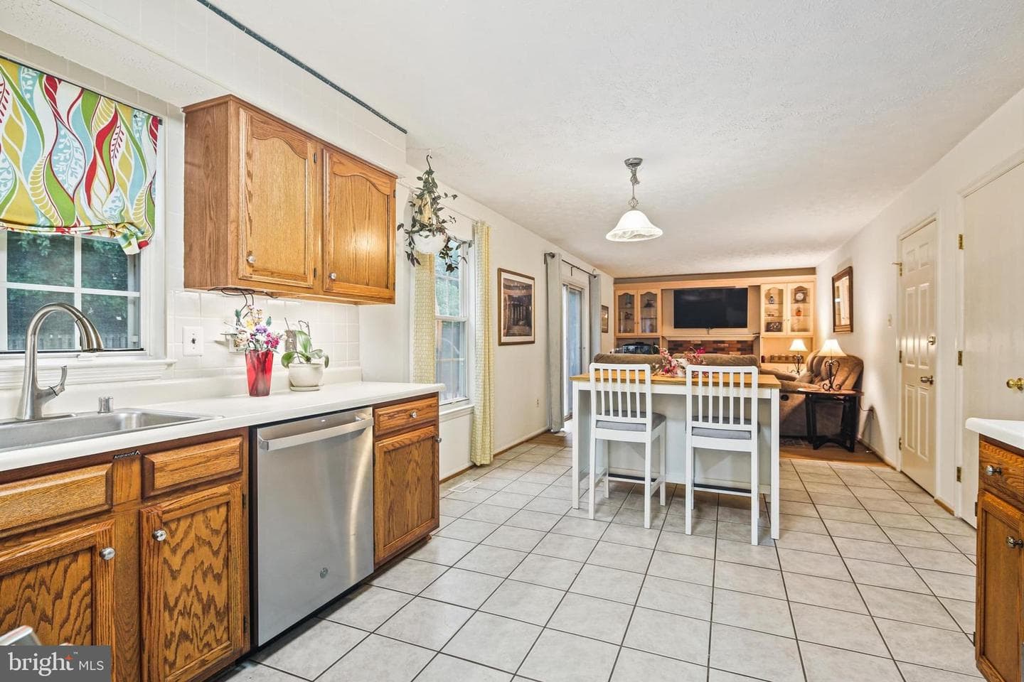 9083 Manorwood Road photo 12