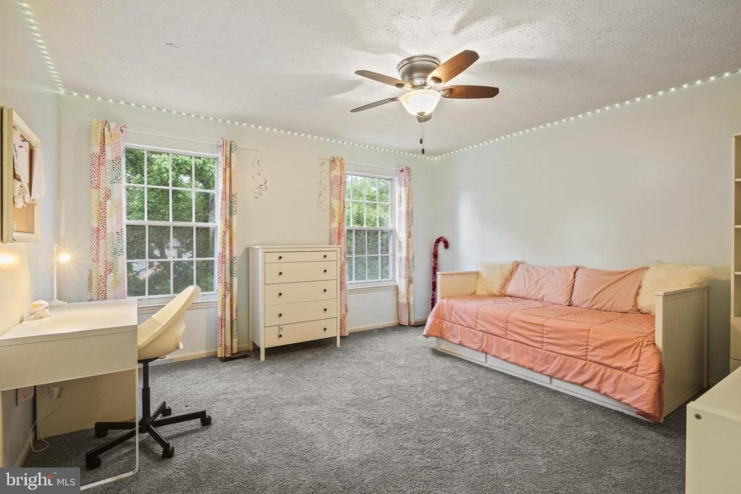 9083 Manorwood Road photo 20