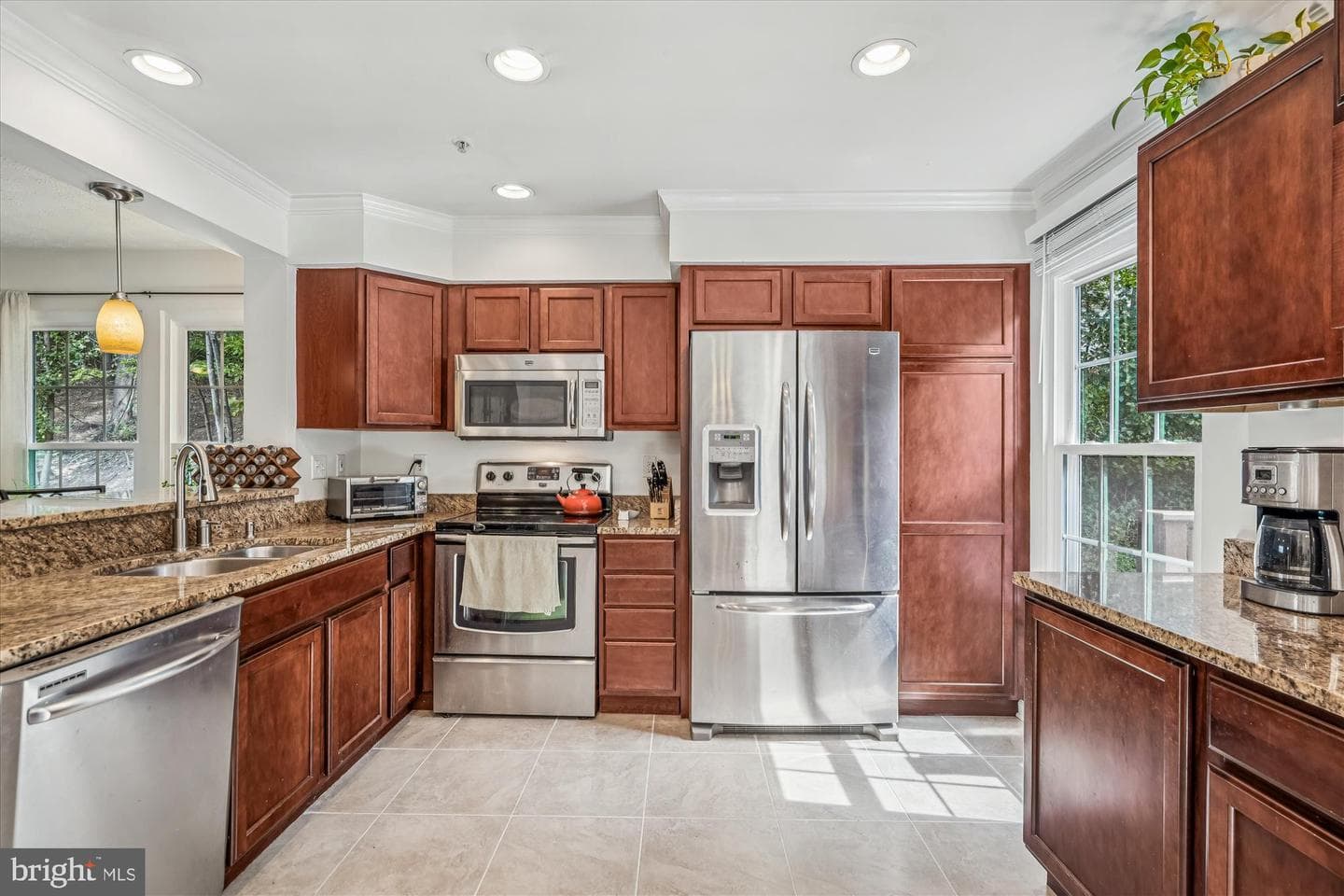6641 Cambria Terrace photo 8