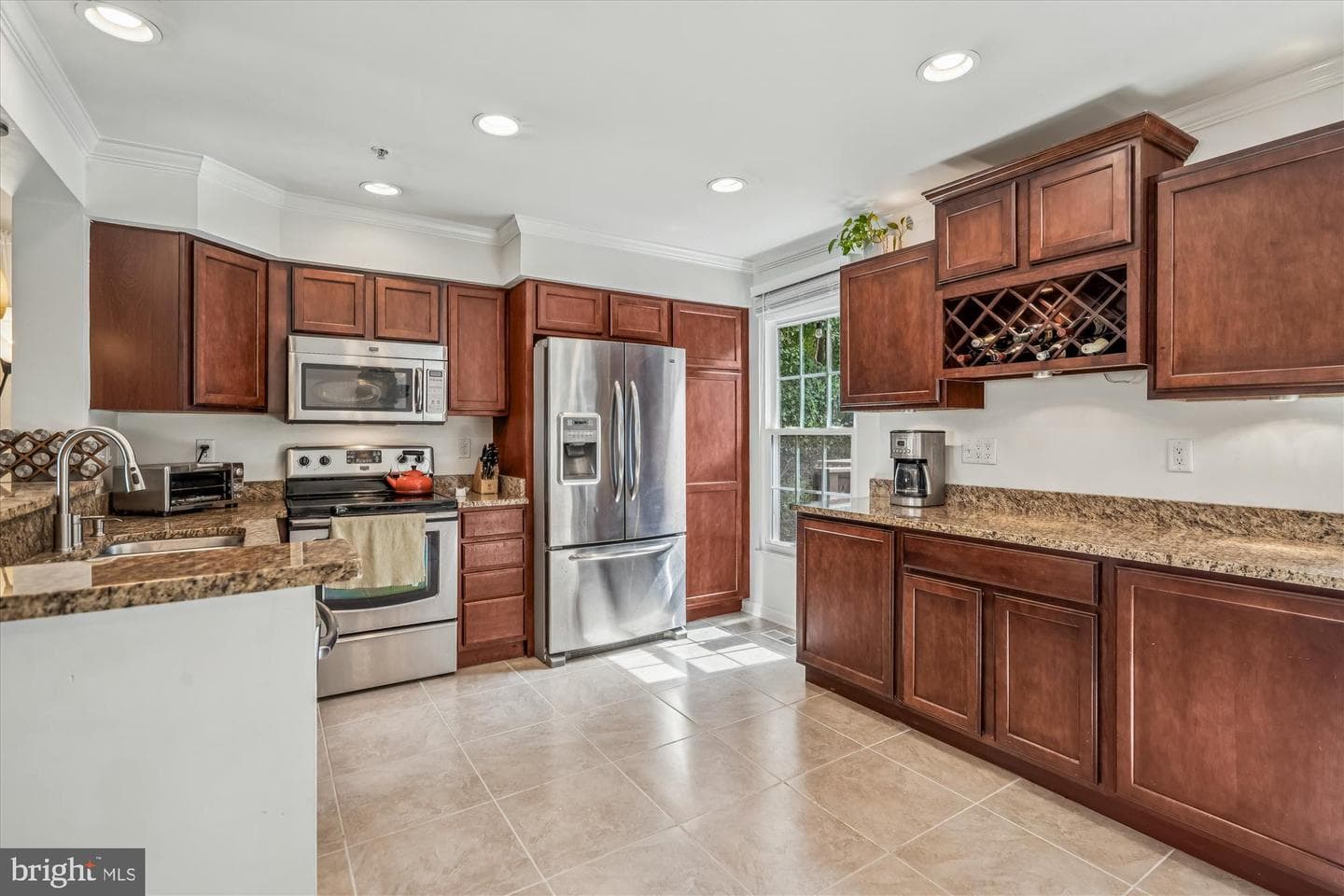 6641 Cambria Terrace photo 9