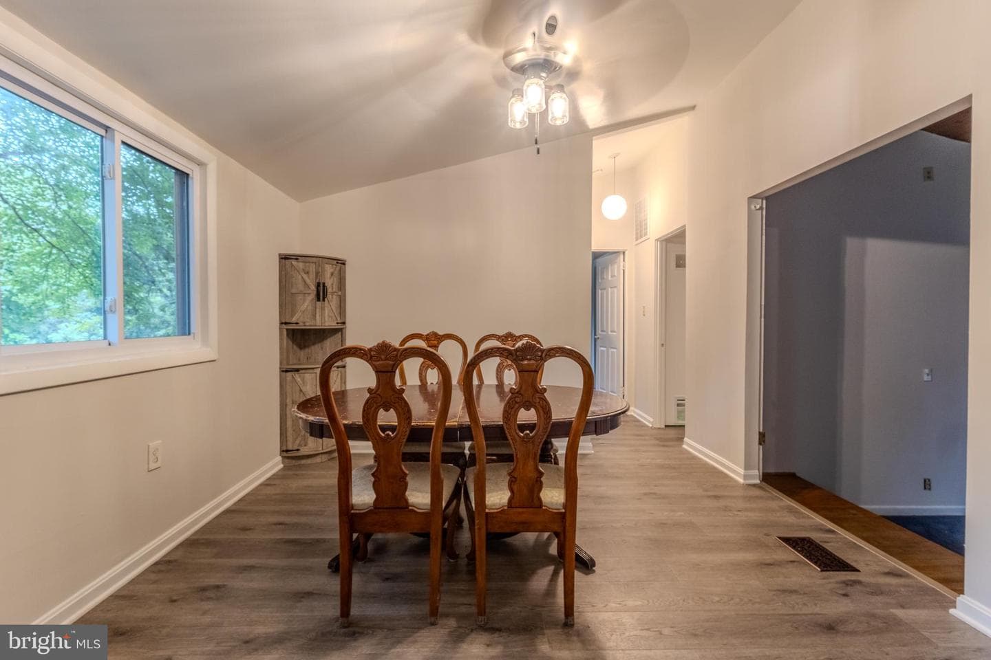 9532 Wandering Way photo 12