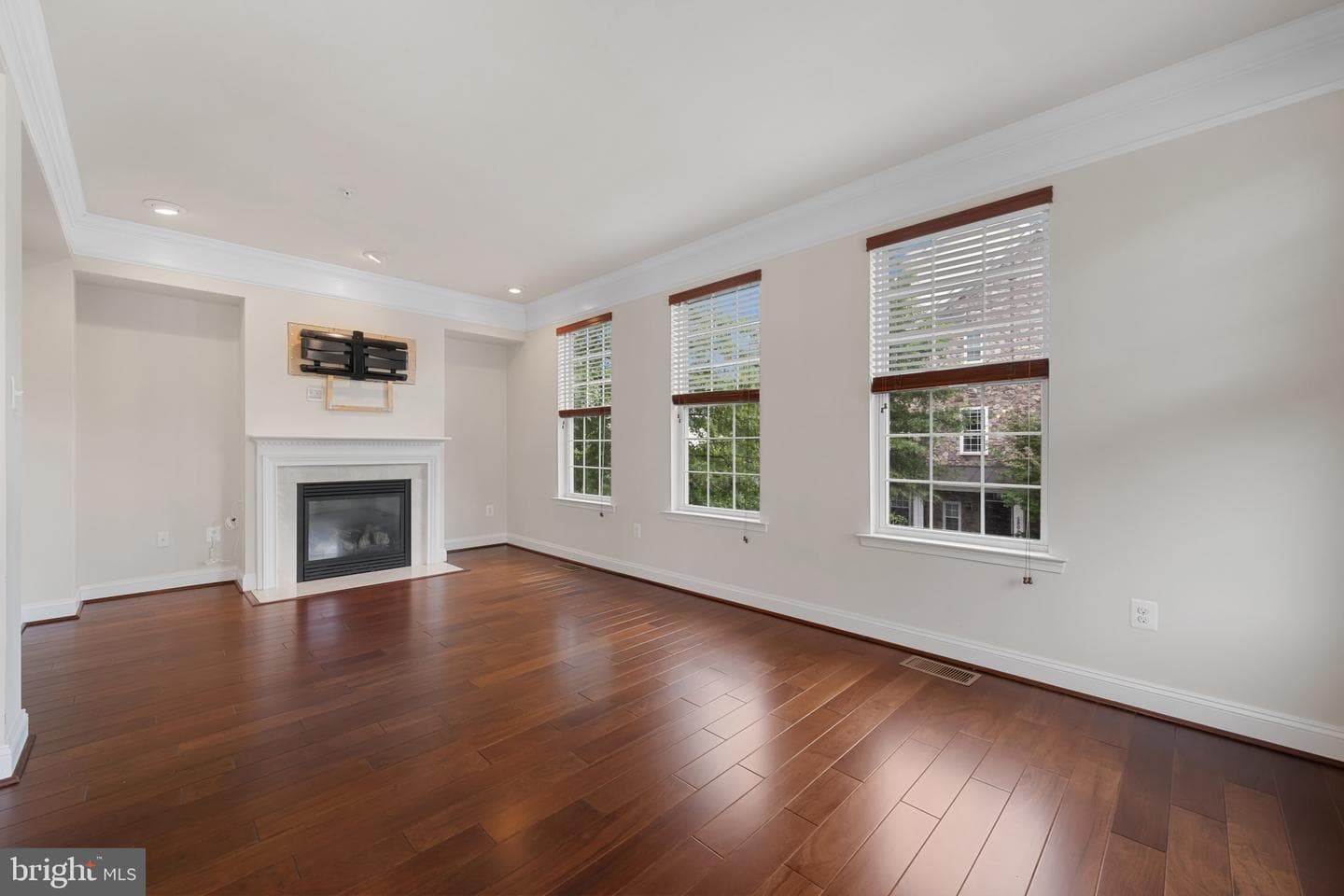 6028 Talbot Drive photo 11