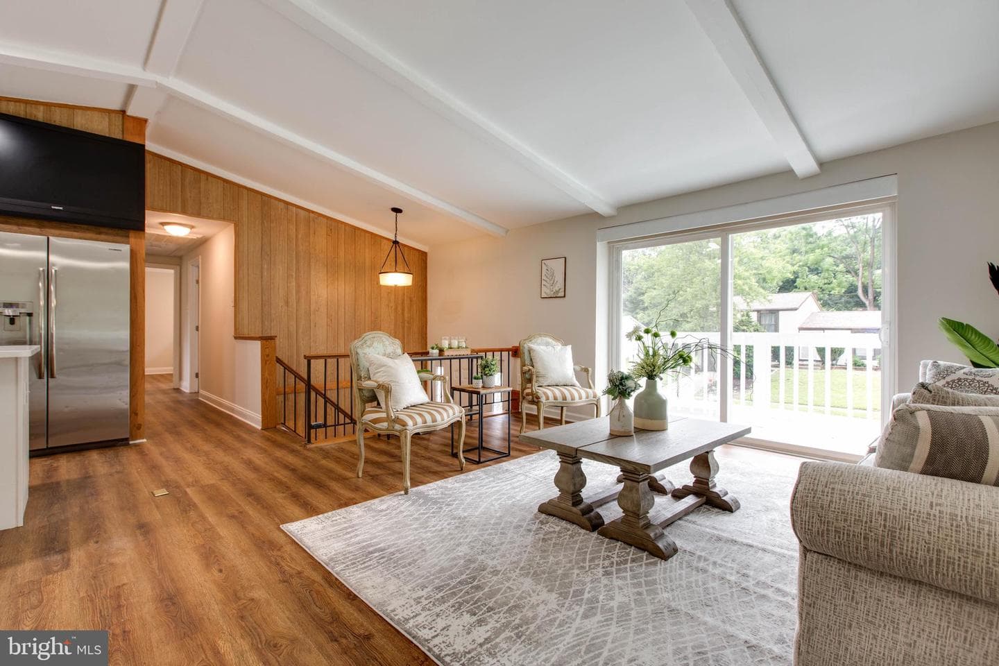 5731 Margrave Mews photo 10