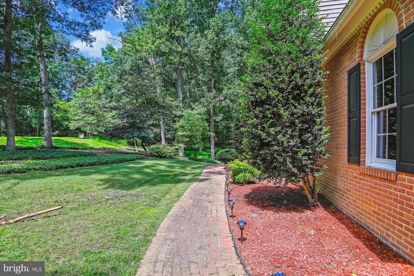 1209 Crystal Ridge Road photo 2