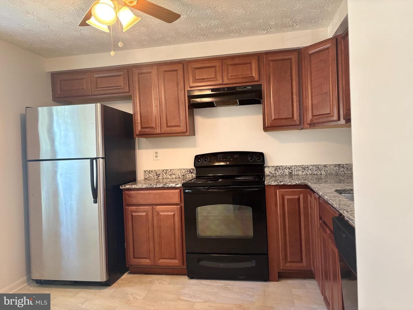 8230 Wellington Place photo 4