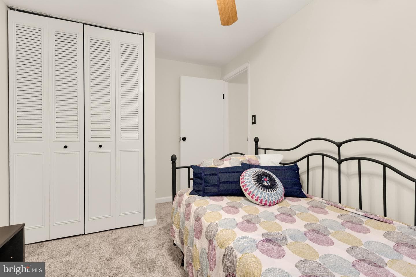 8173 Sheffield Court photo 17