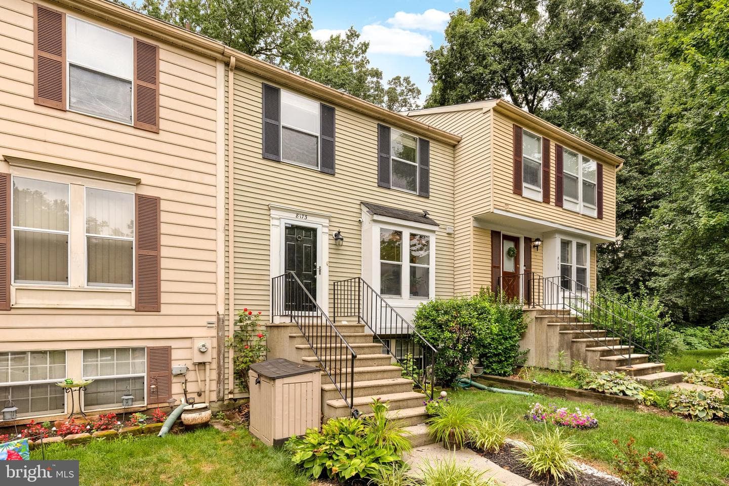 8173 Sheffield Court photo 2