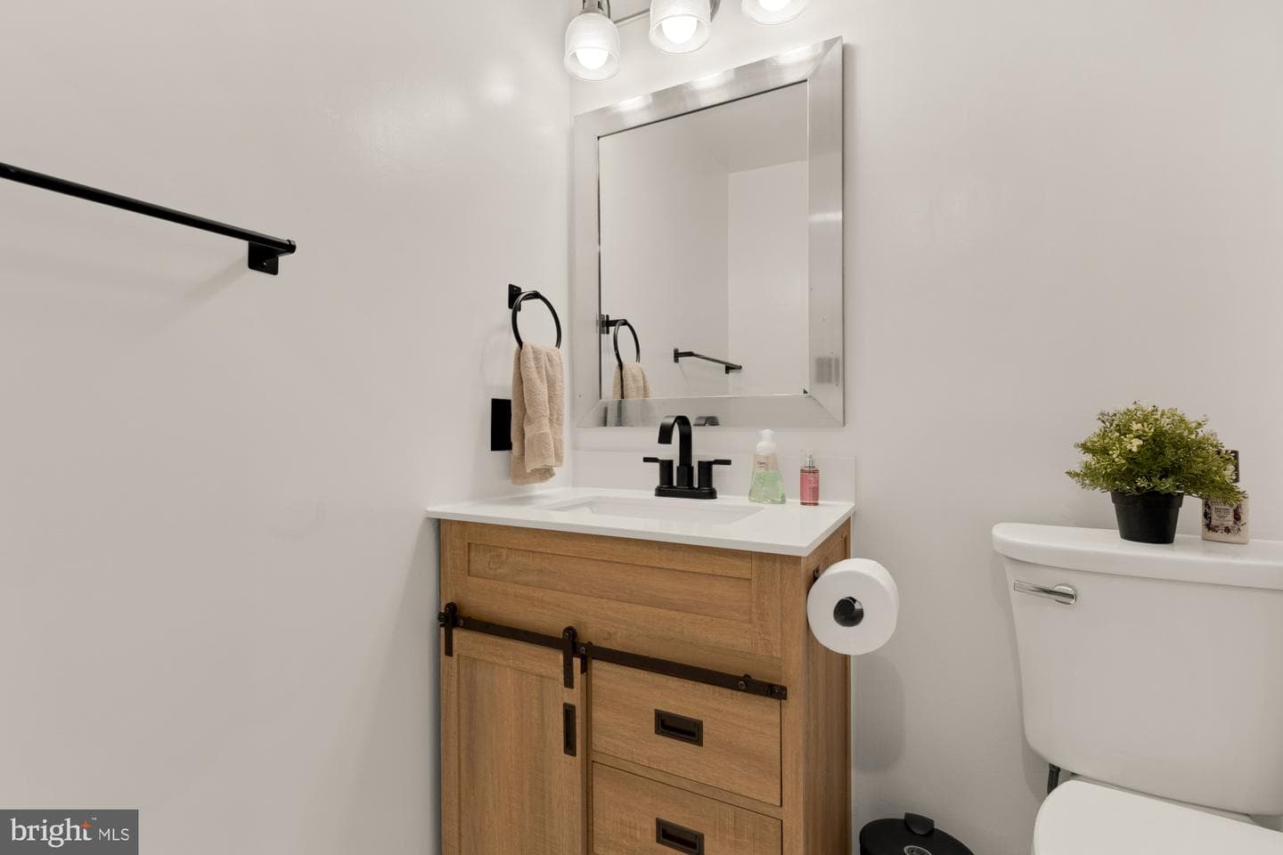 8173 Sheffield Court photo 21