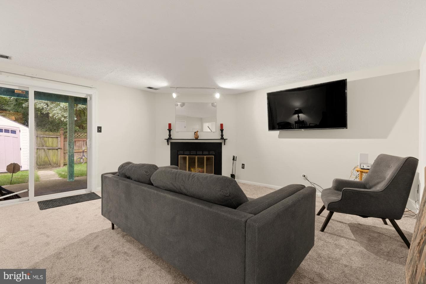 8173 Sheffield Court photo 23