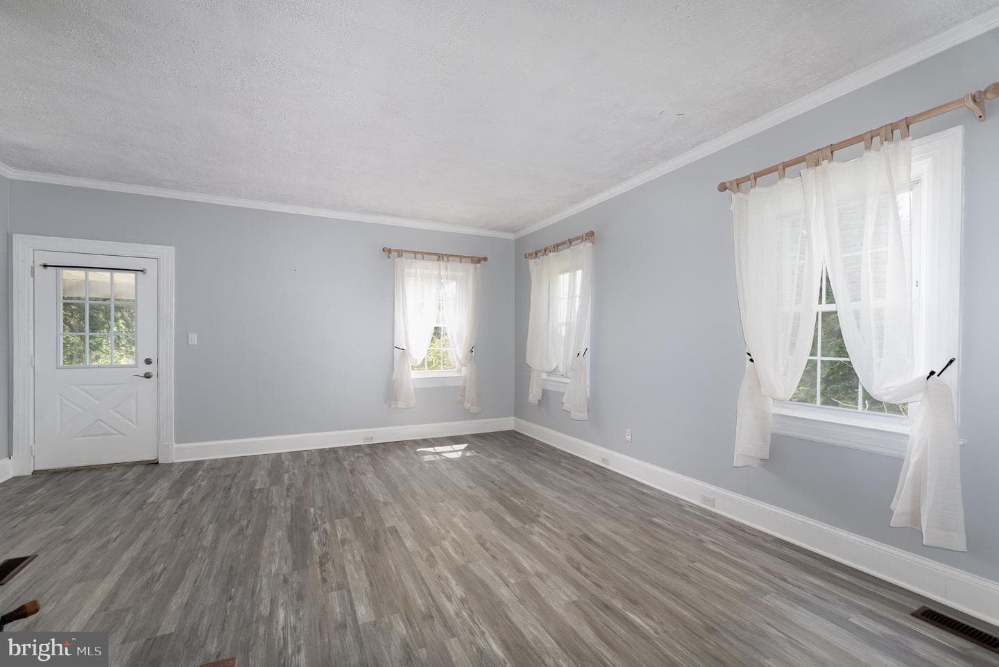 2932 Rogers Avenue photo 21