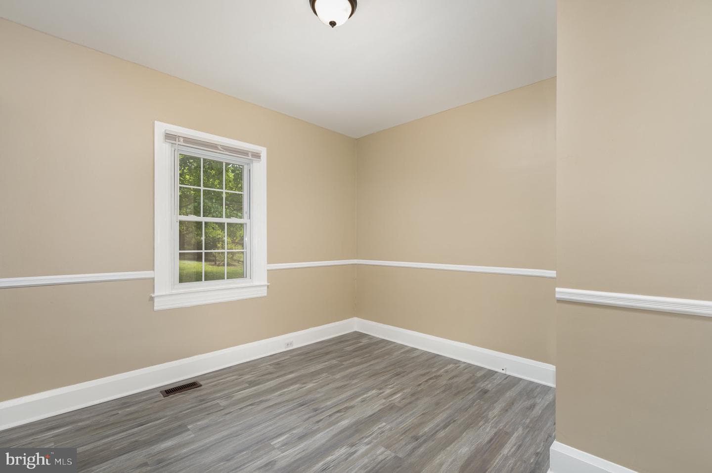 2932 Rogers Avenue photo 27
