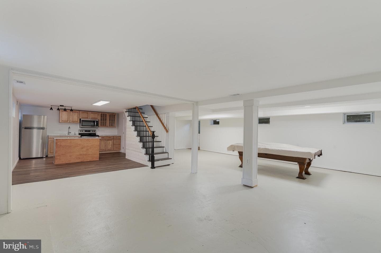 2932 Rogers Avenue photo 30