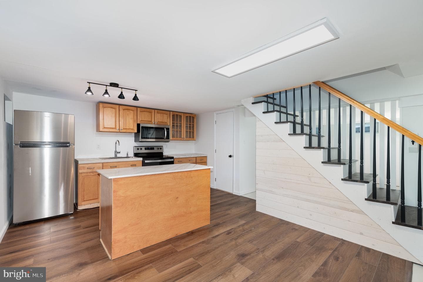 2932 Rogers Avenue photo 33