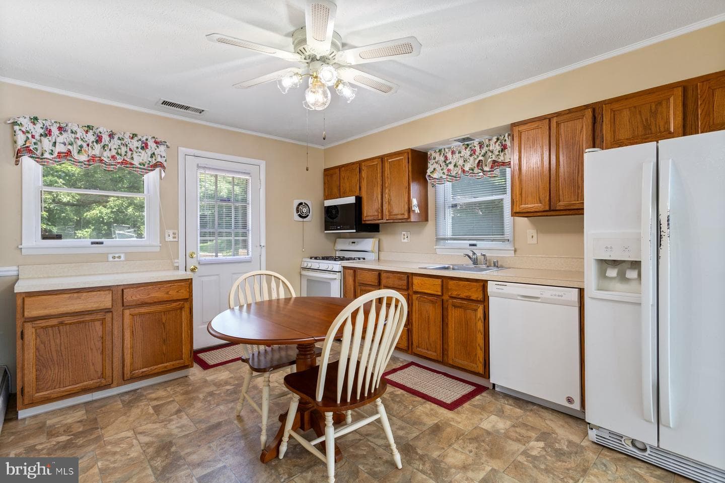 7928 Dorsey Run Road photo 6