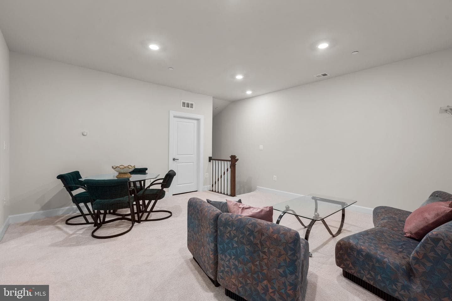2744 Vardon Lane photo 32
