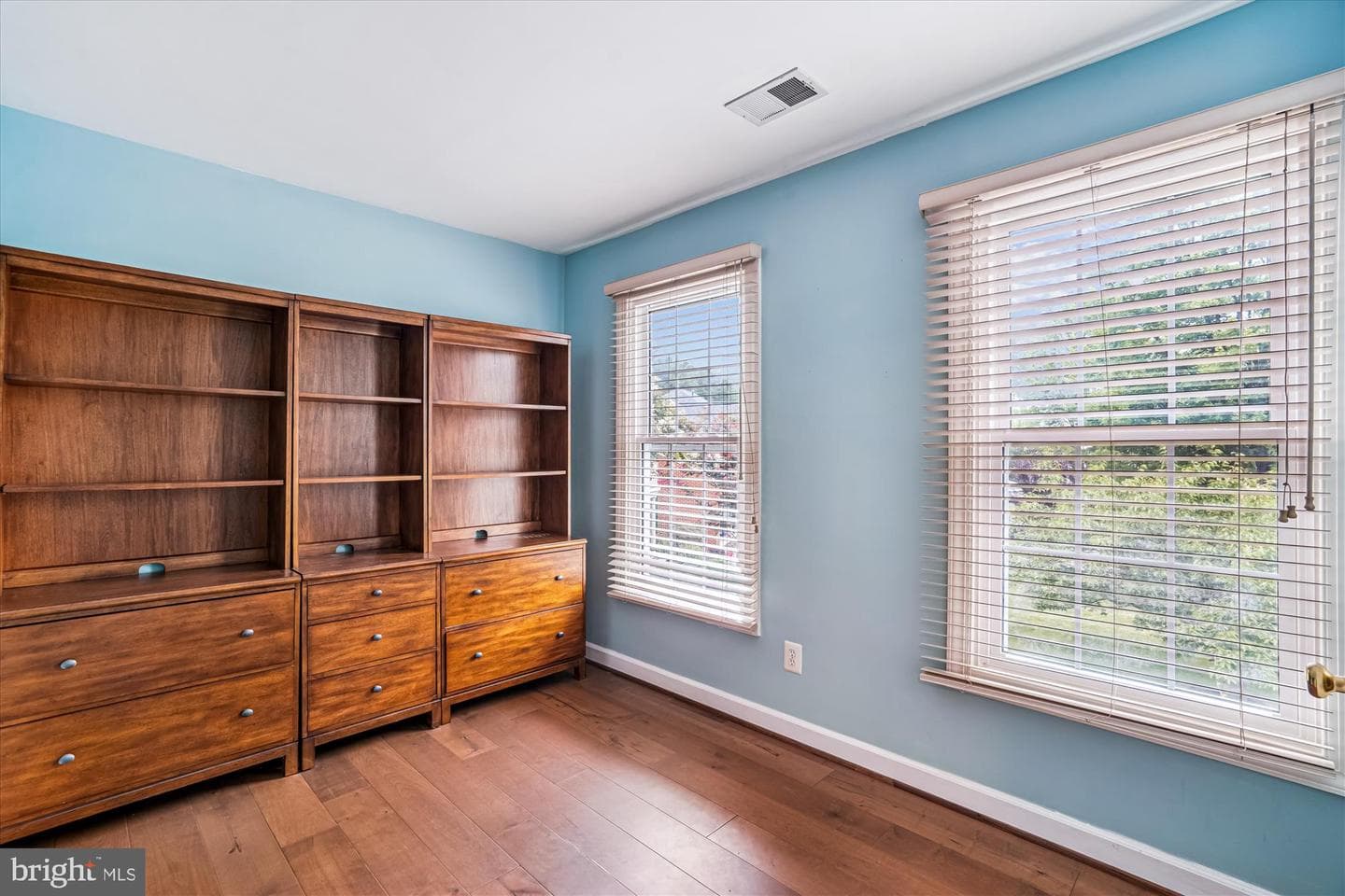 11385 Bishops Gate Lane photo 30