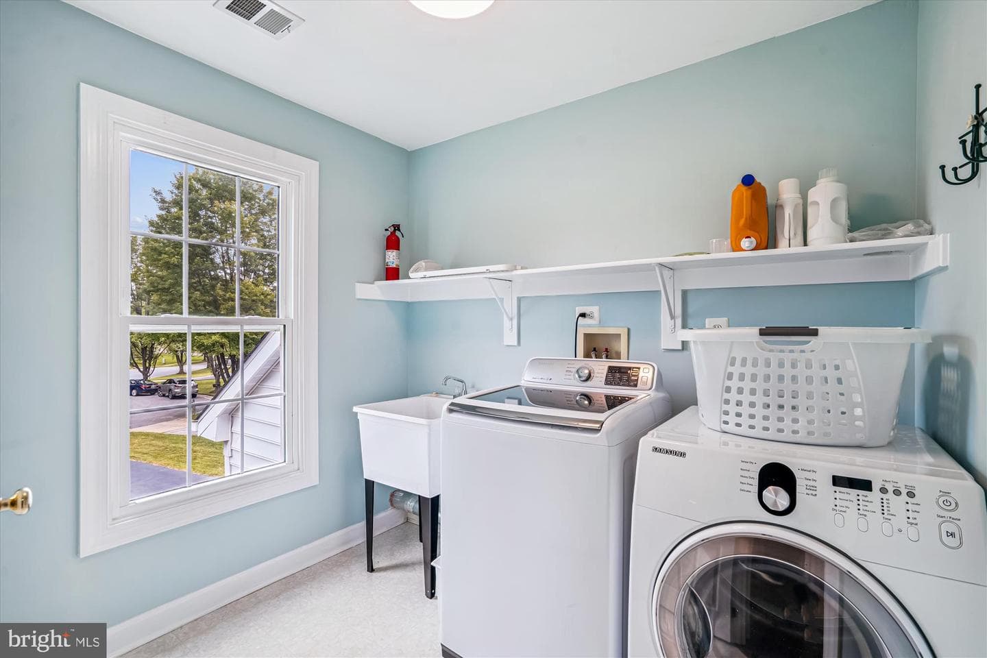 11385 Bishops Gate Lane photo 33