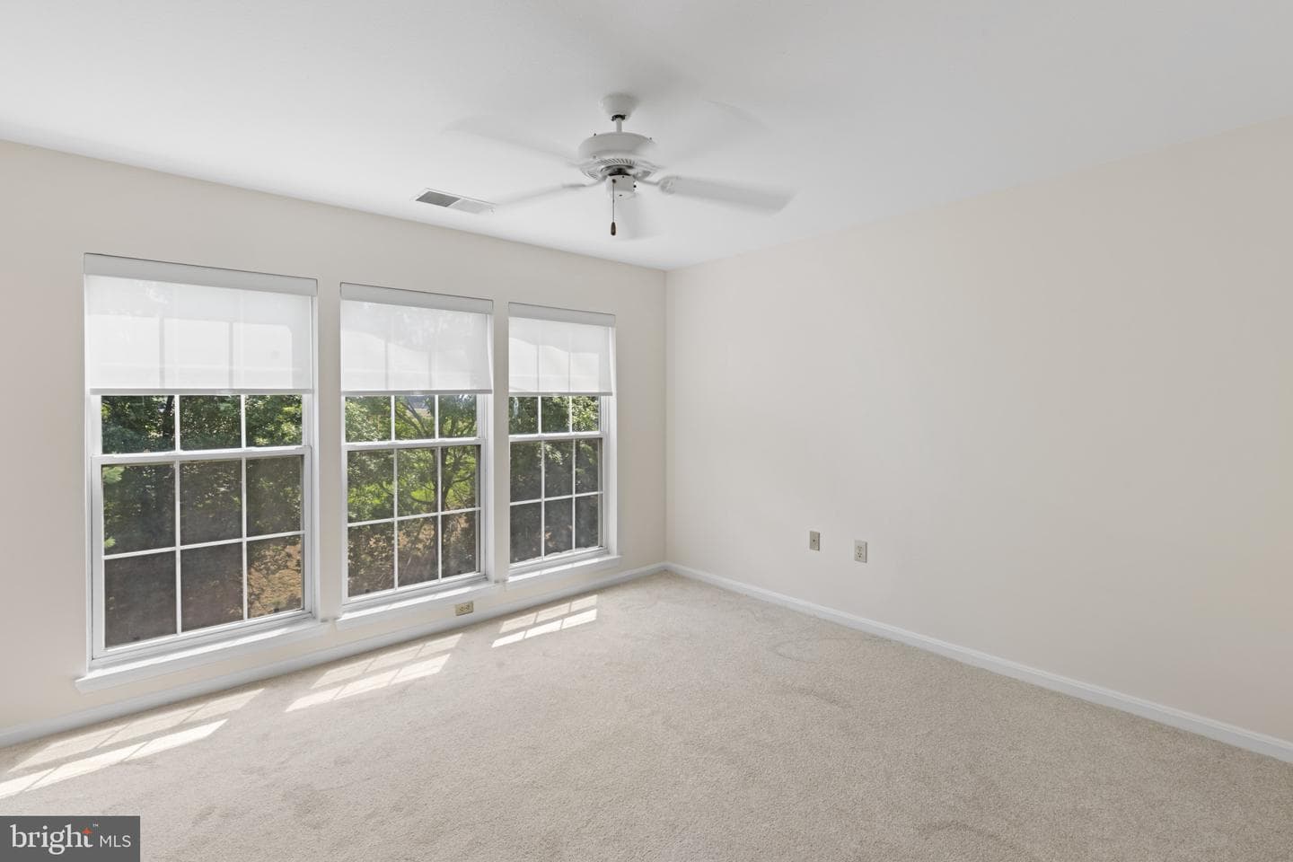 5941 Millrace Court #d-303 photo 17