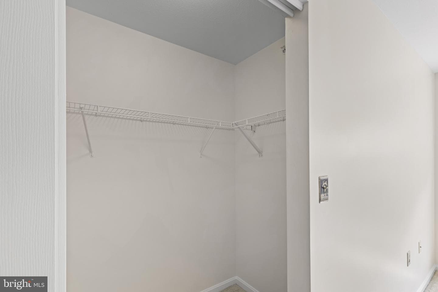 5941 Millrace Court #d-303 photo 19