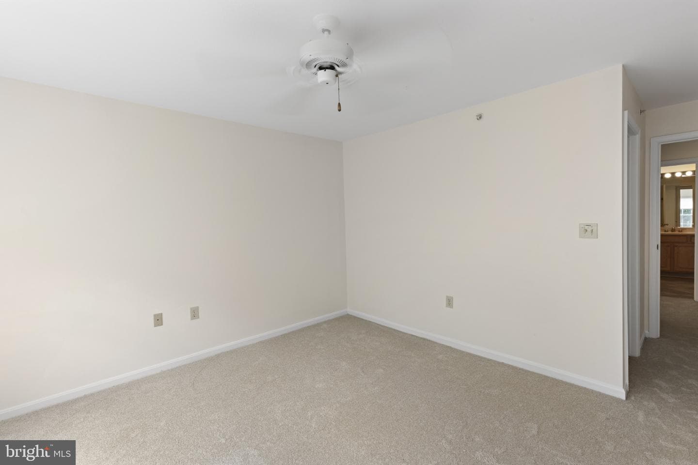 5941 Millrace Court #d-303 photo 22