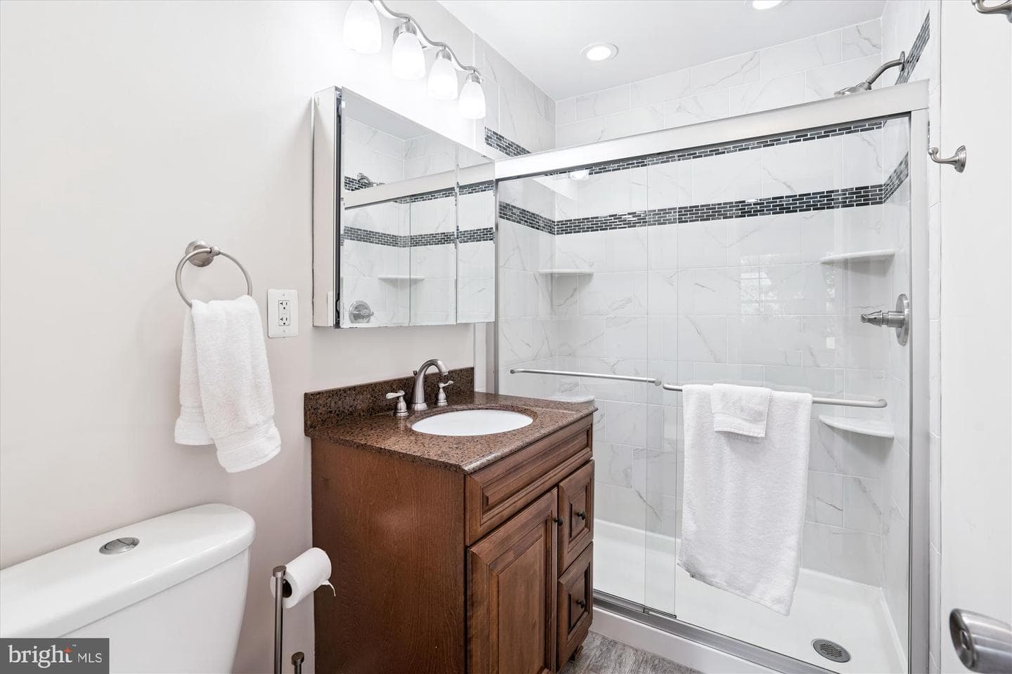 10490 Graeloch Road NE photo 12