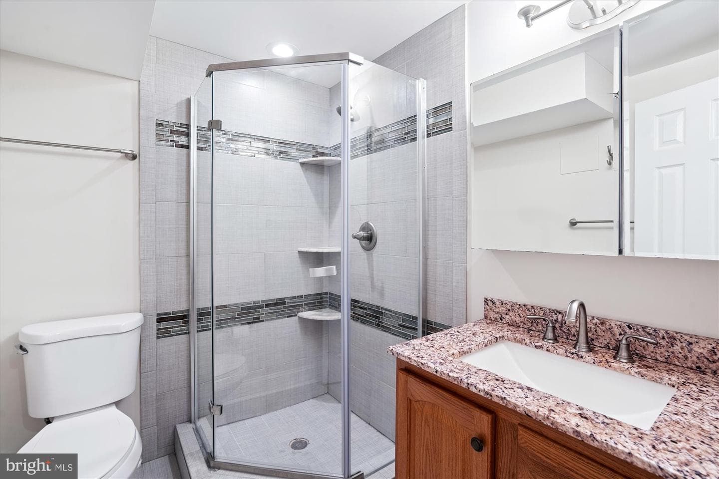 10490 Graeloch Road NE photo 137