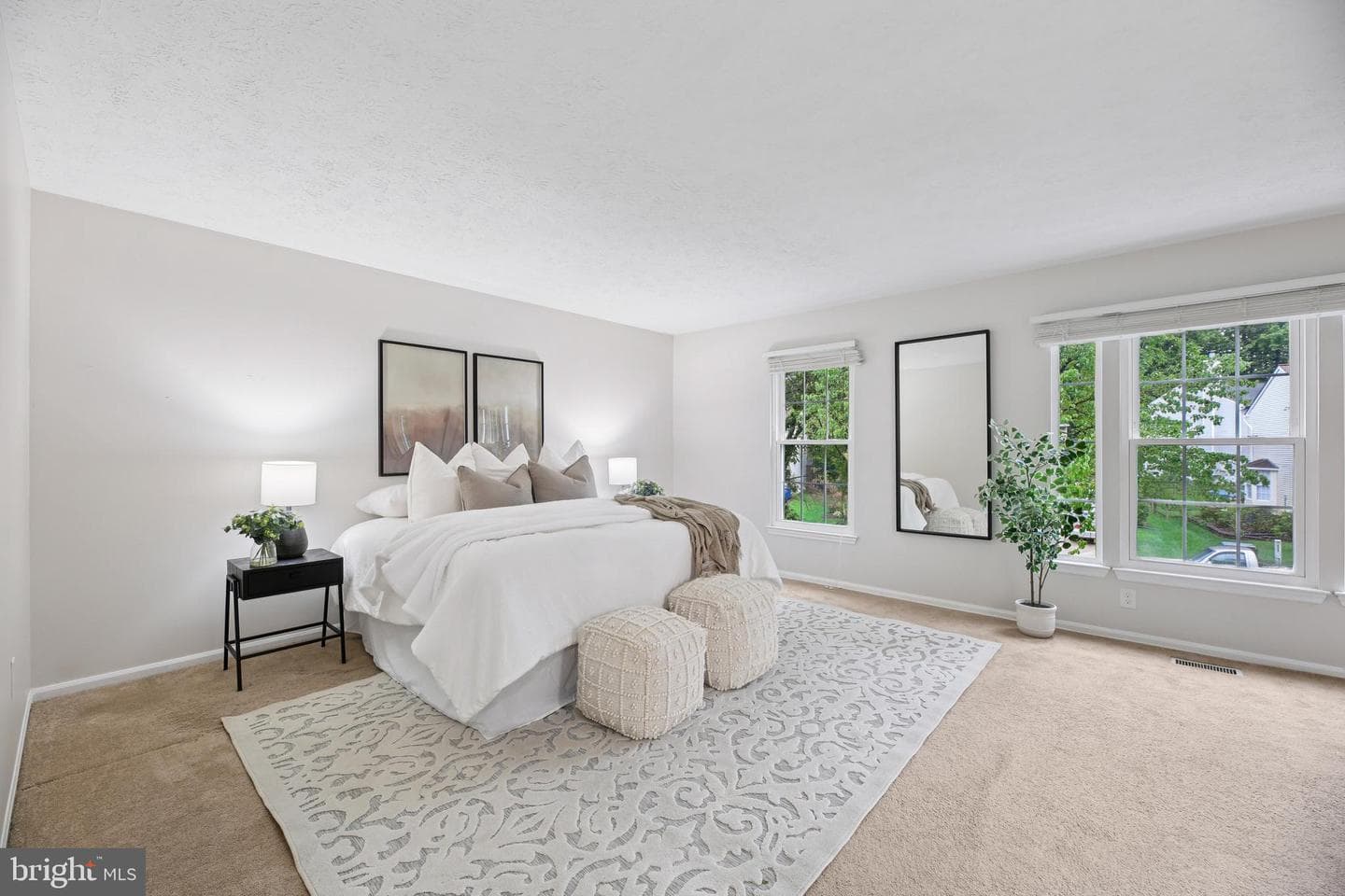 9060 Manorwood Road photo 16