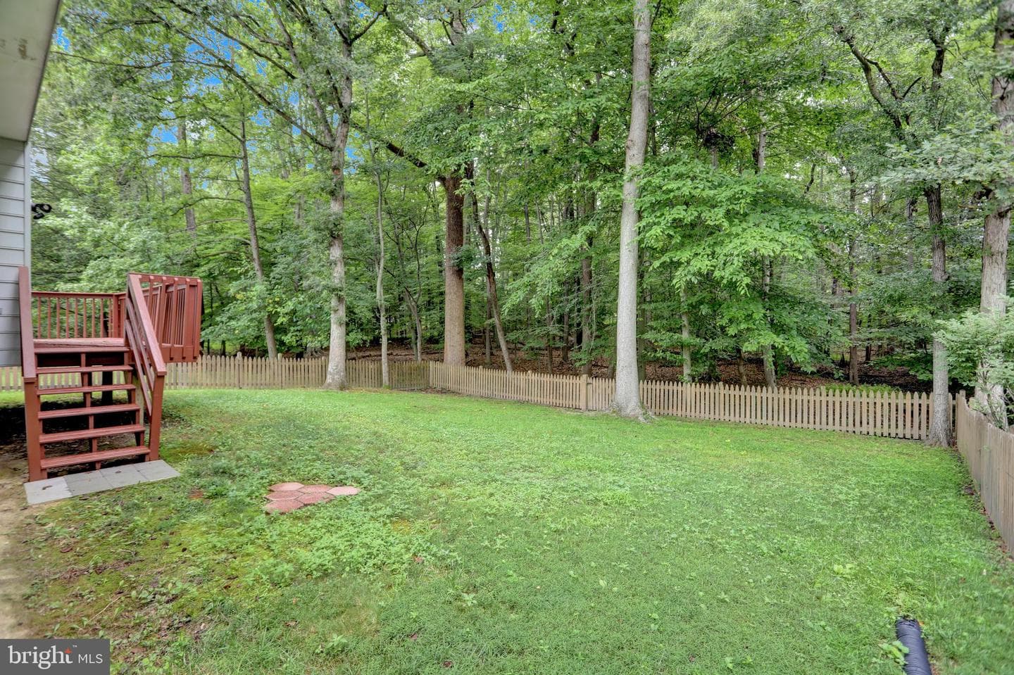 9060 Manorwood Road photo 29