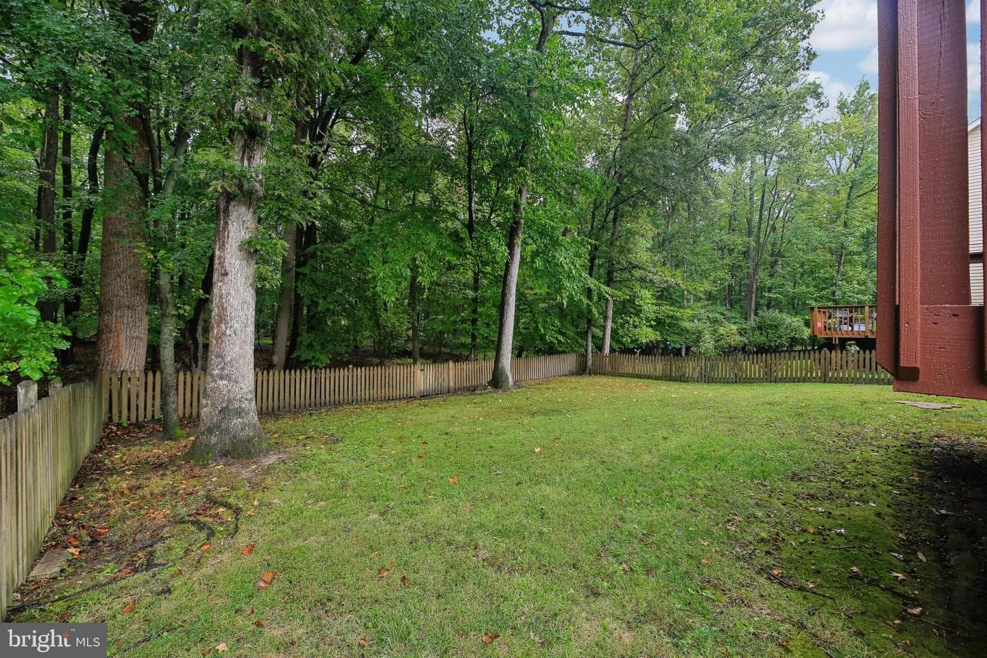 9060 Manorwood Road photo 38