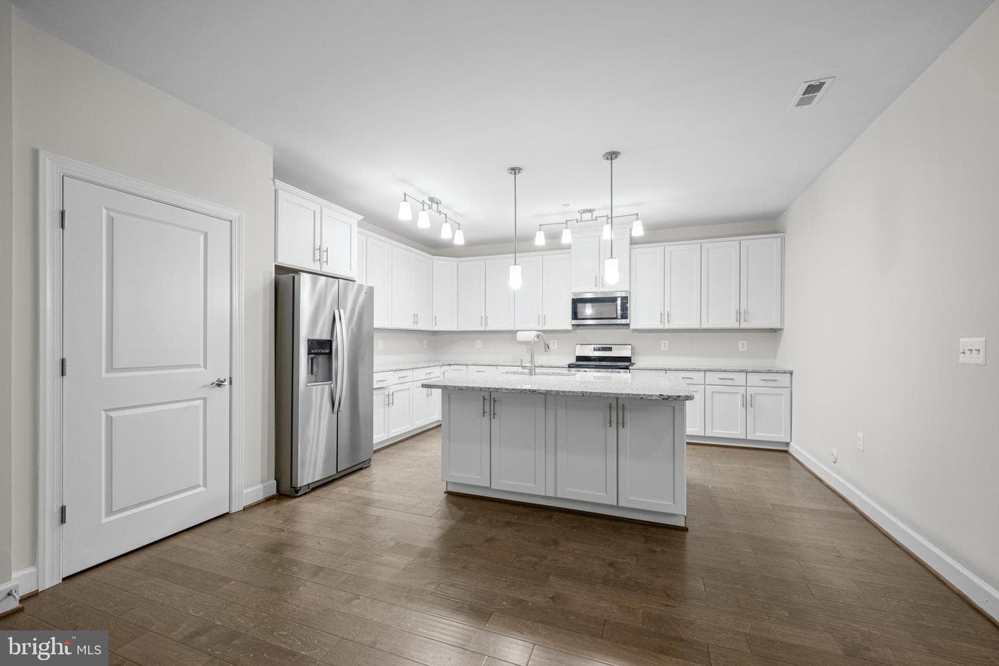 10520 Resort Road #106 photo 7